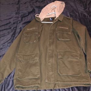 Mens Olive Green w/ grey hood jacket